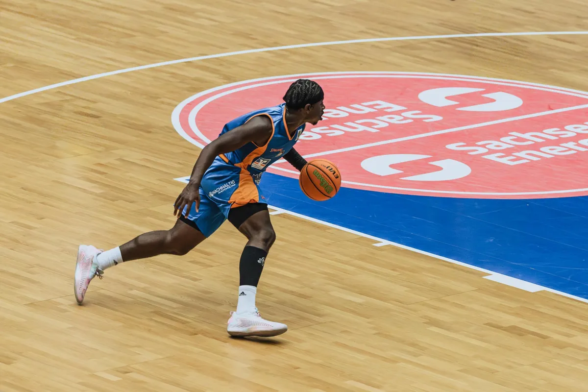 Dresden Titans – Heimspiele in der Margon Arena – Sportfotografie Dresden
