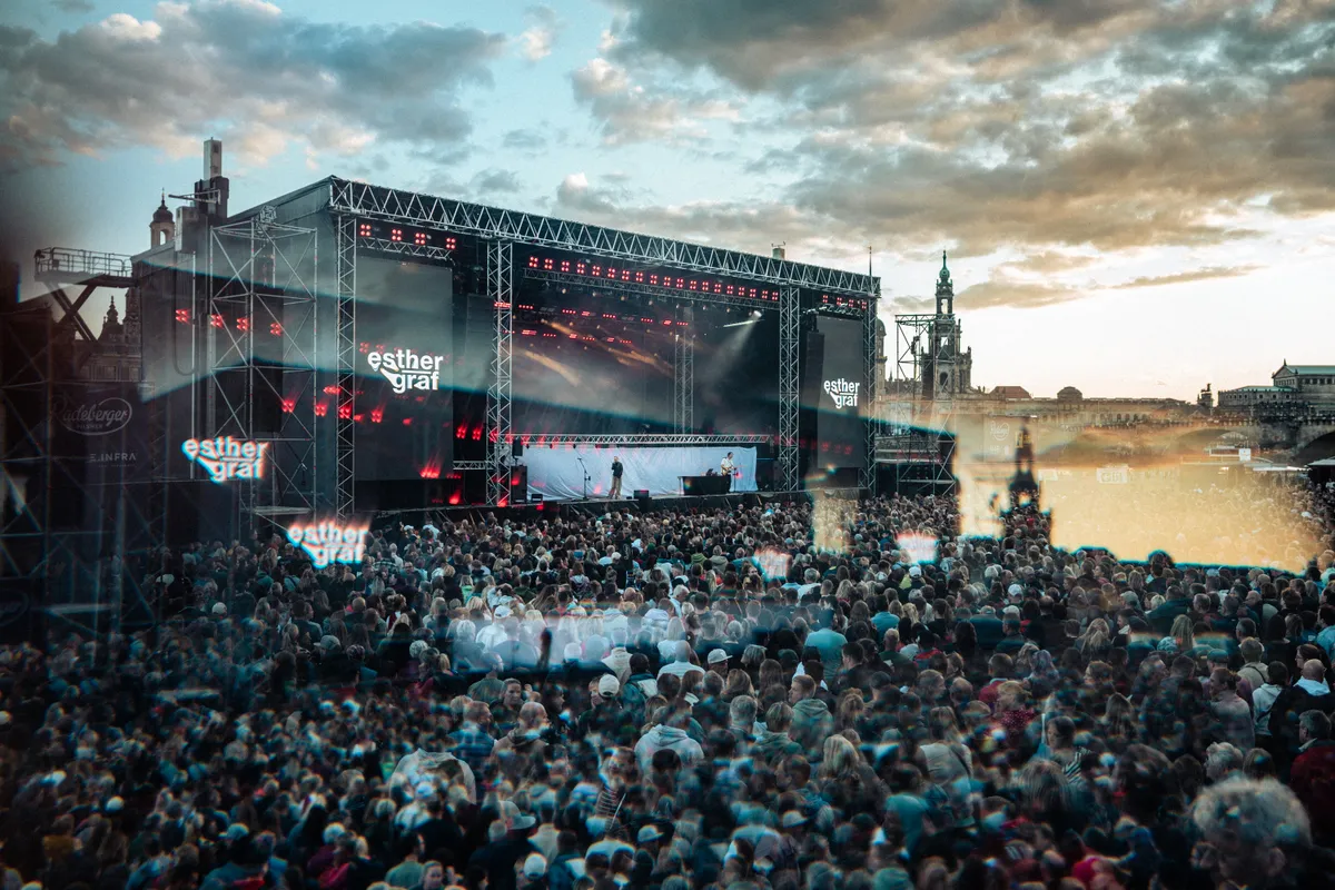 Clueso – Filmnächte am Elbufer – Konzertfotografie Dresden