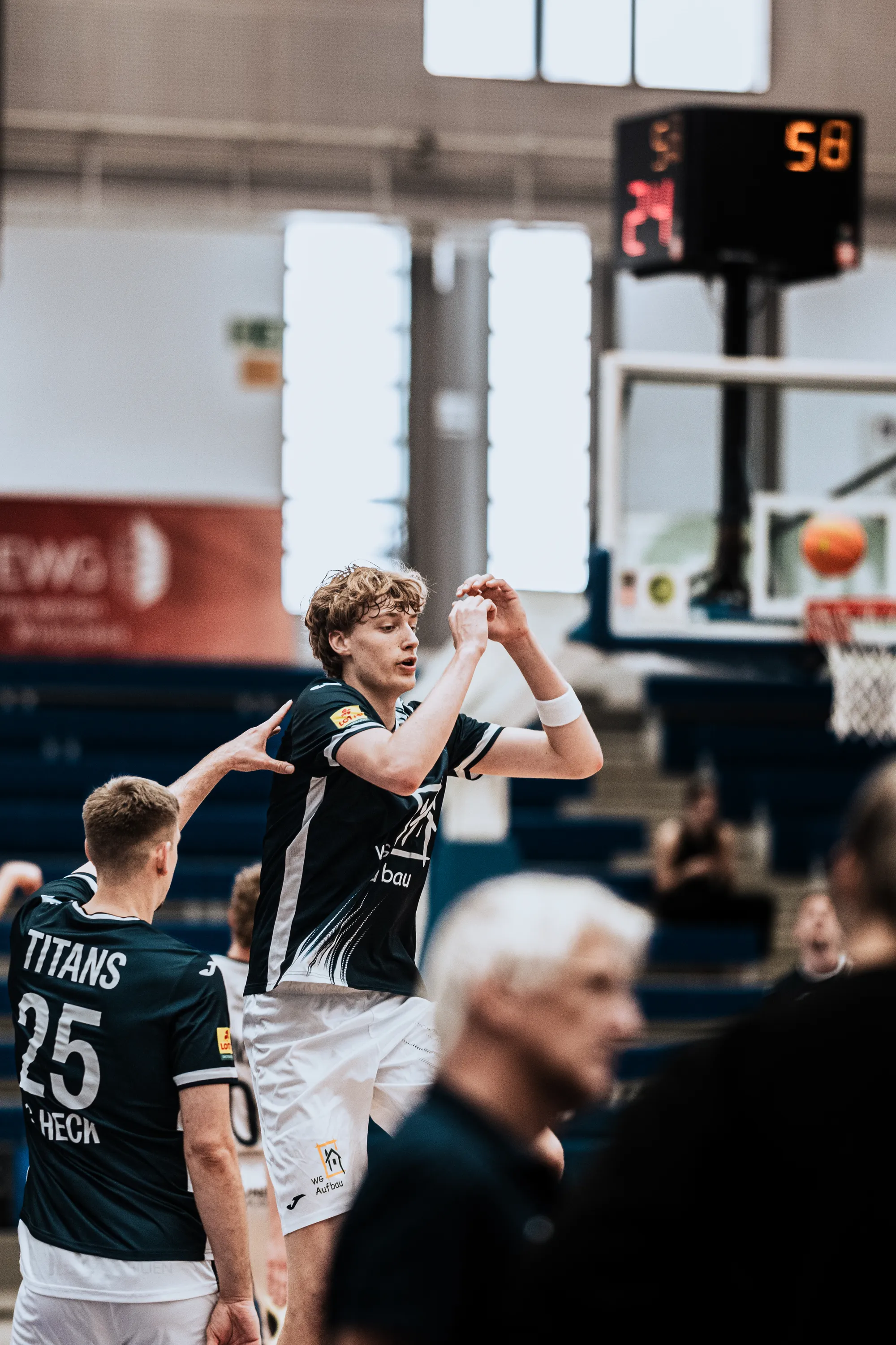 Dresden Titans vs. TV Langen – 2. Bundesliga Basketball in Dresden – Sportfotografie Dresden von Daniel Madlung – Bild 1
