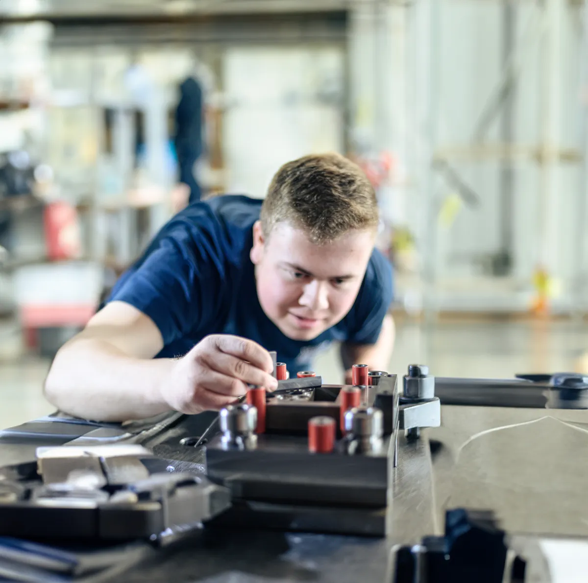 Heuer Metallwaren – Produktion – Businessfotografie Sachsen