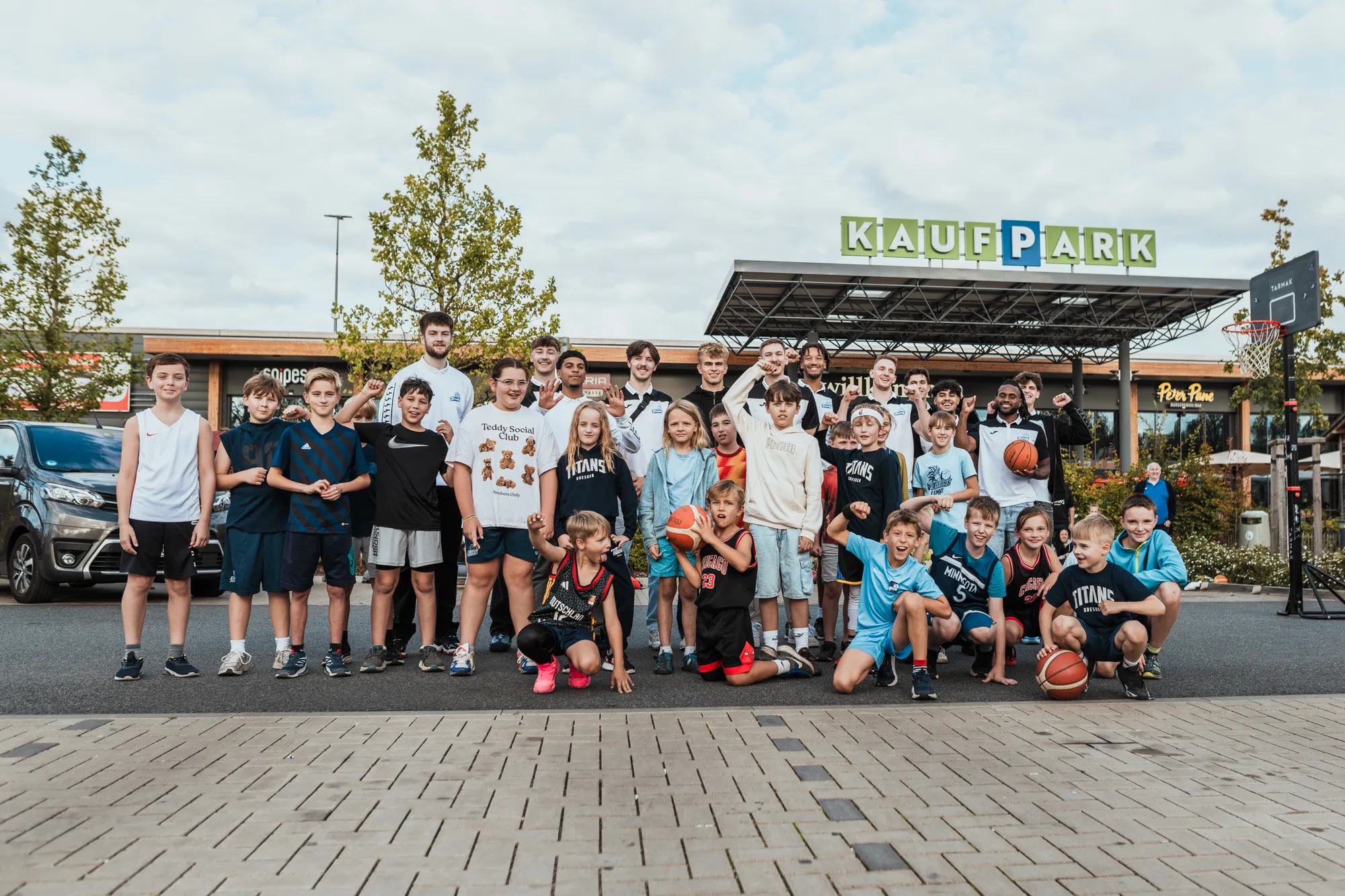 Mannschaft & Vorstellung der Dresden Titans Saison 26/27 im Kaufpark Nickern – Eventfotografie Dresden von Daniel Madlung – Bild 4