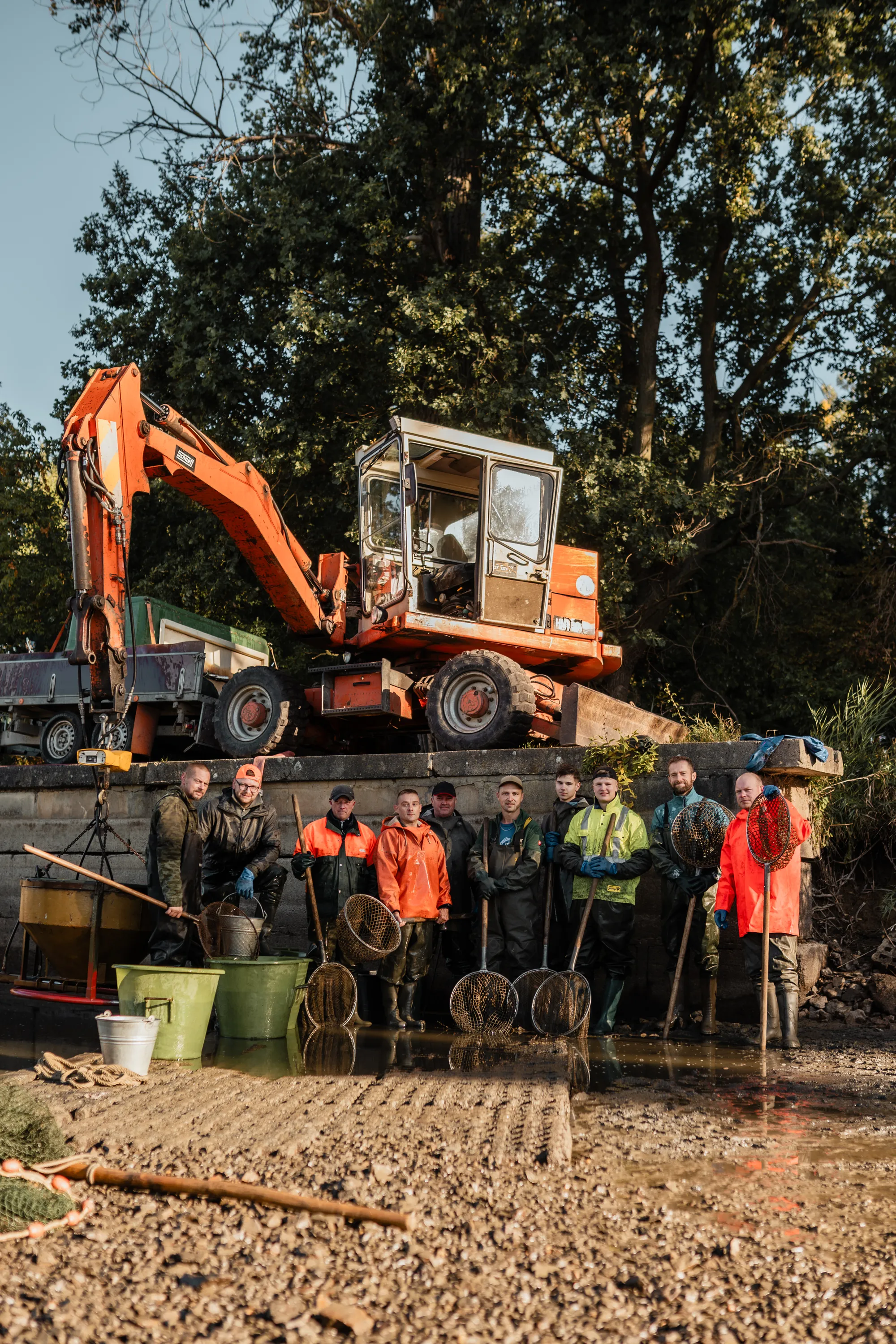 Robert – Fish Harvest at the Greim Pond Farm near Königswartha – Reportage Photography Königswartha by Daniel Madlung – photo 18